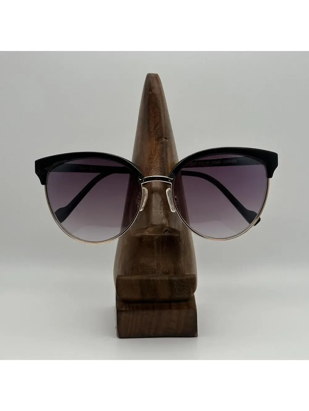 Jessica Simpson Cat Eye Sunglasses Black and Gold with Gradient Lenses